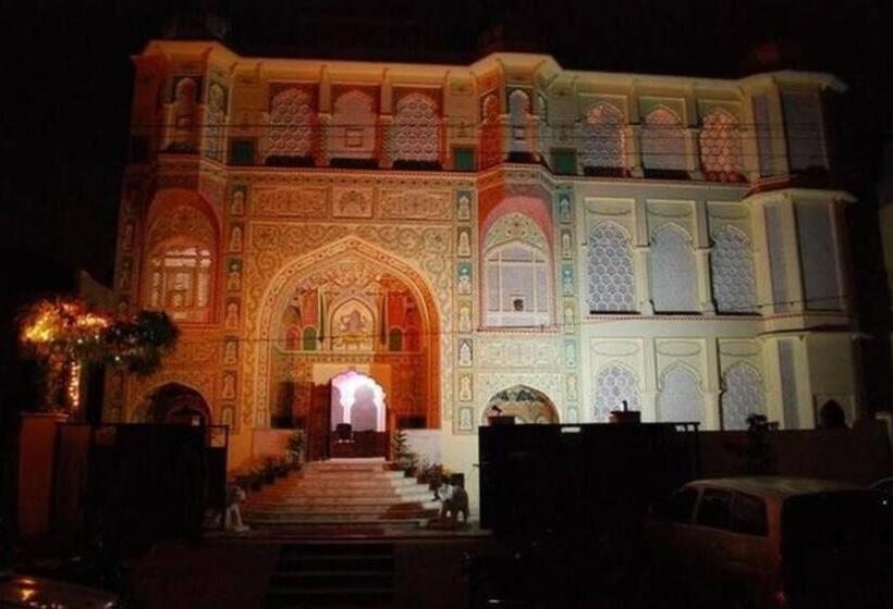 בית מלון כפרי Rani Mahal