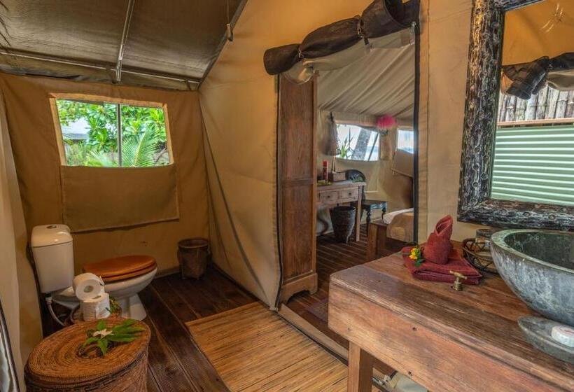 בית מלון כפרי Ratua Private Island Resort