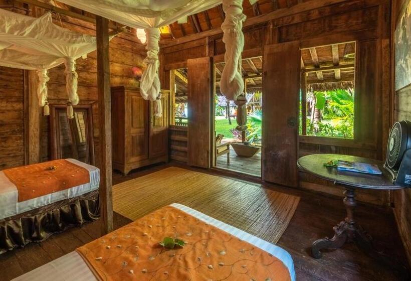 هتل Ratua Private Island Resort