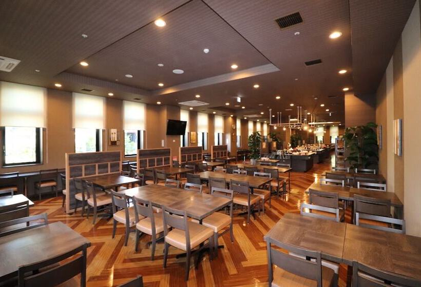 בית מלון כפרי Route Inn Chitose Ekimae