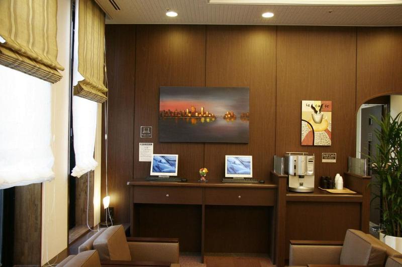 בית מלון כפרי Route Inn Chitose Ekimae