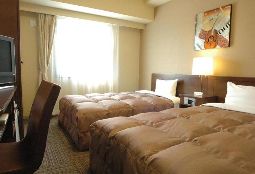 فندق Route Inn Hirosakijoto
