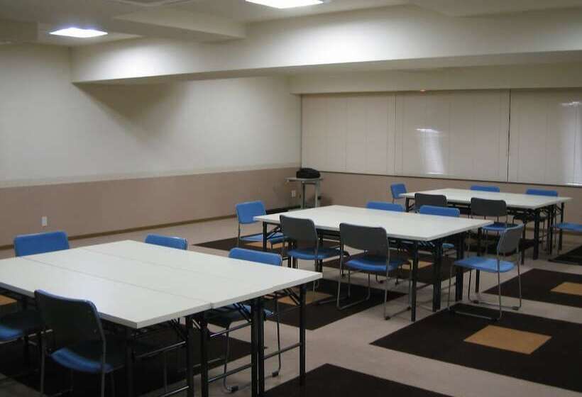 בית מלון כפרי Route Inn Kitami Odori Nishi