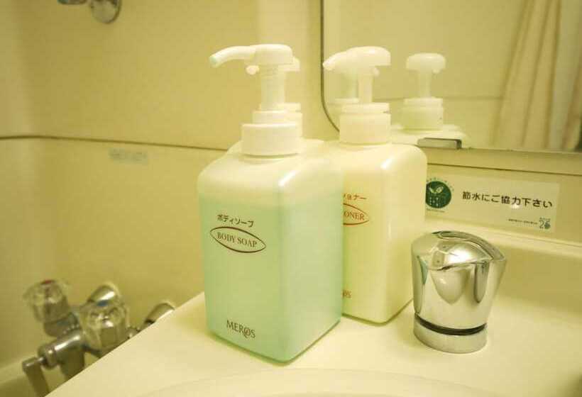 هتل Route Inn Takasakieki Nishiguchi