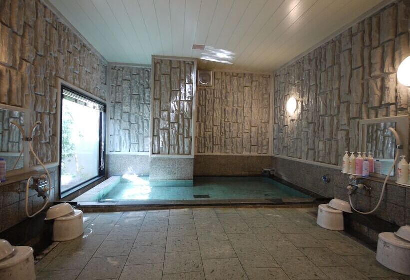 فندق Route Inn Tokoname Ekimae