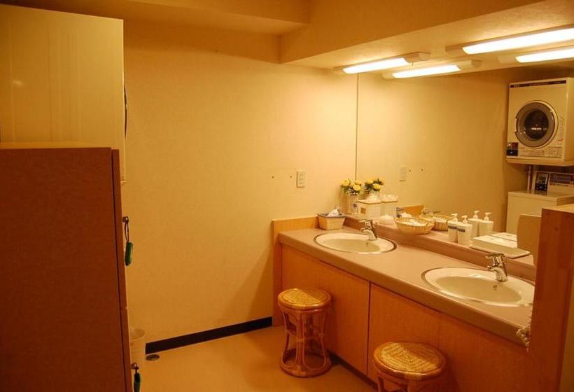 호텔 Route Inn Nagaoka Ekimae