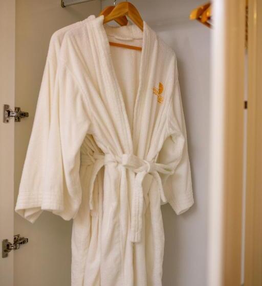 هتل Royal Holiday Hanoi