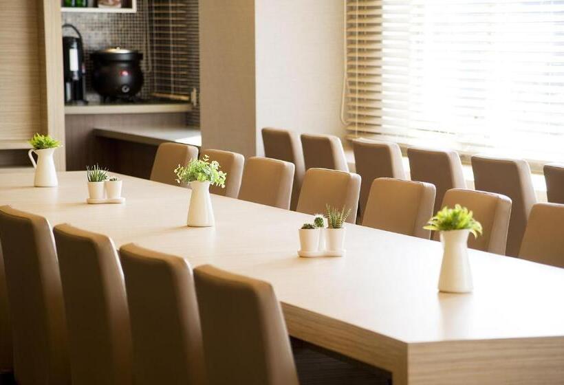 בית מלון כפרי Sotetsu Fresa Inn Yokohama Totsuka