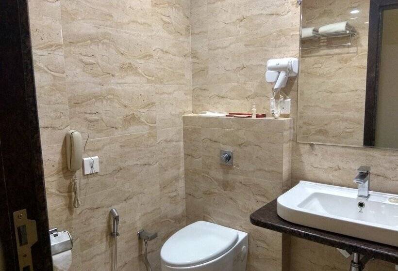 בית מלון כפרי St Laurn The Spiritual Resort