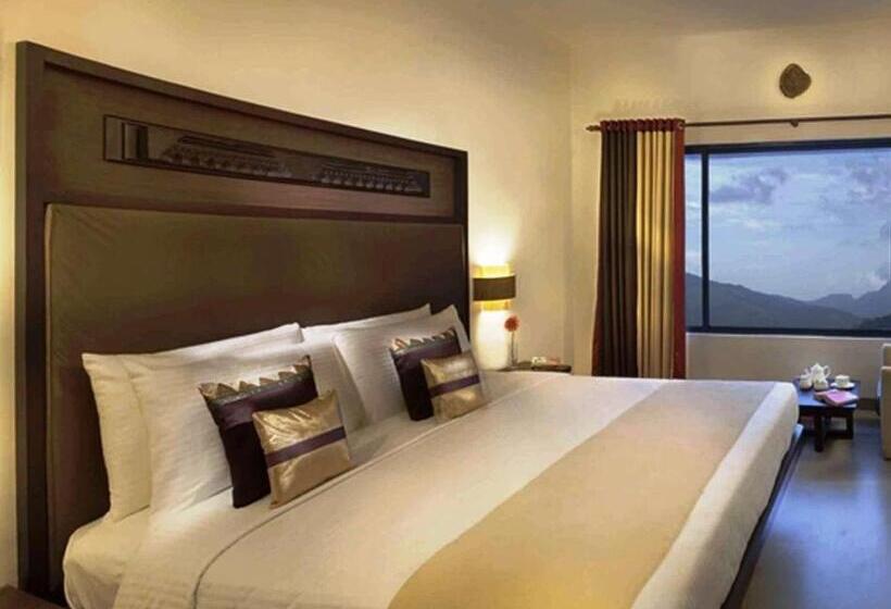 فندق Sterling Munnar