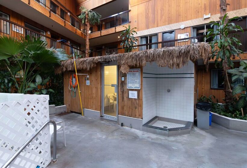 هتل Super 8 By Wyndham Prince George