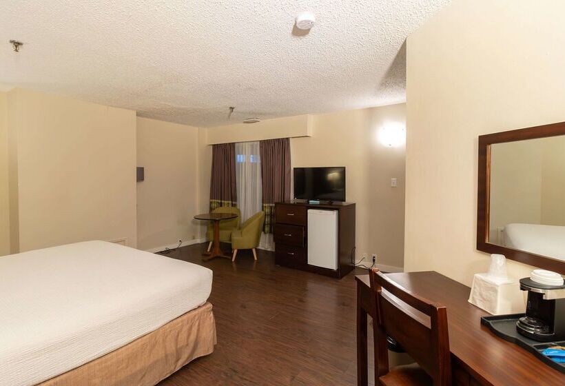 هتل Super 8 By Wyndham Prince George