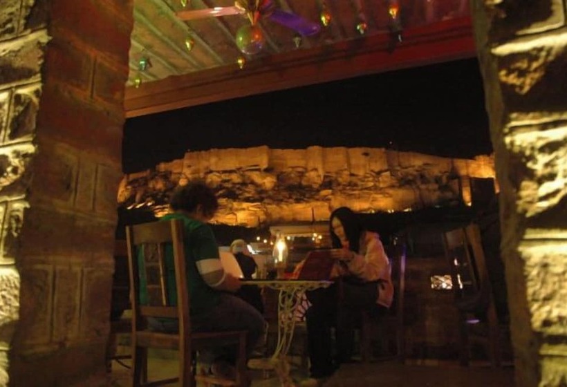 בית מלון כפרי The Blue House