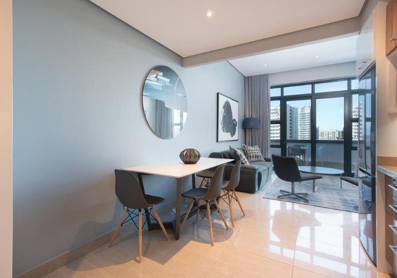 בית מלון כפרי The Capital Pearls