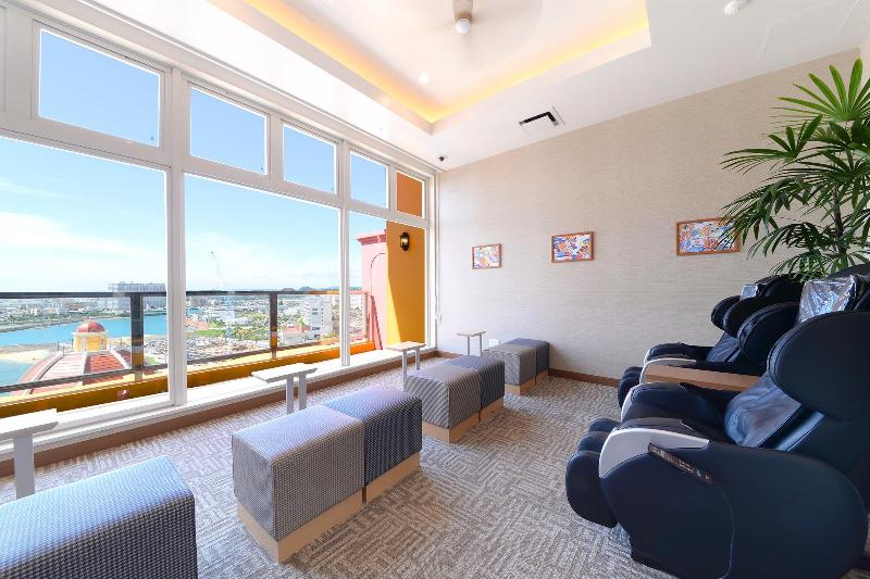 Vessel Hotel Campana Okinawa