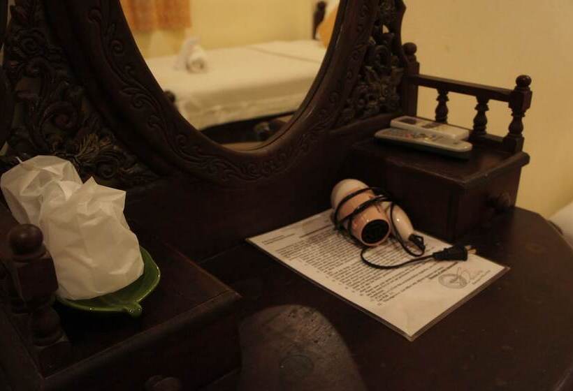 호텔 Visoun Namsok