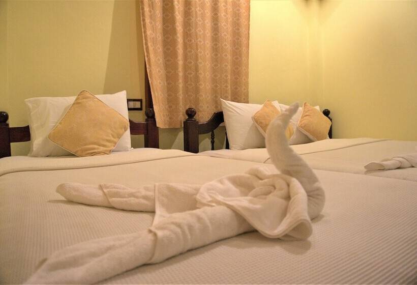 호텔 Visoun Namsok