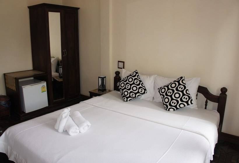 호텔 Visoun Namsok