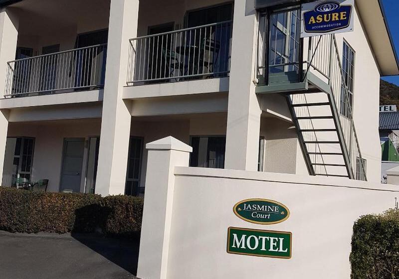 Jasmine Court Motel