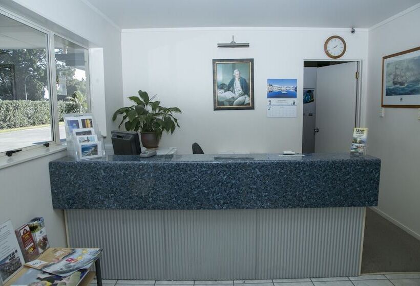 مُتل Captain Cook Motor Lodge