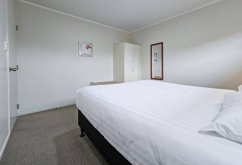 مُتل Captain Cook Motor Lodge