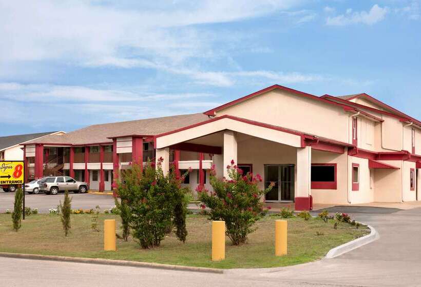 فندق على الطريق Super 8 By Wyndham Corsicana