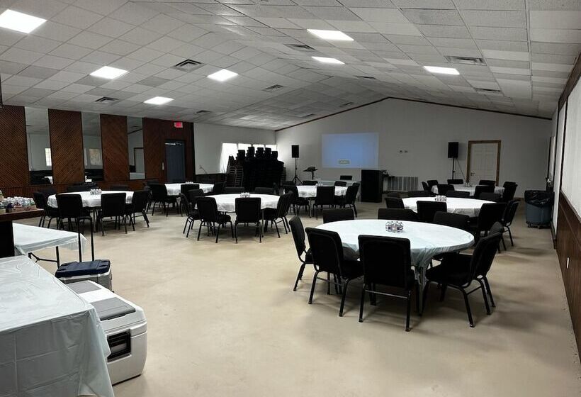 فندق على الطريق Super 8 By Wyndham Corsicana