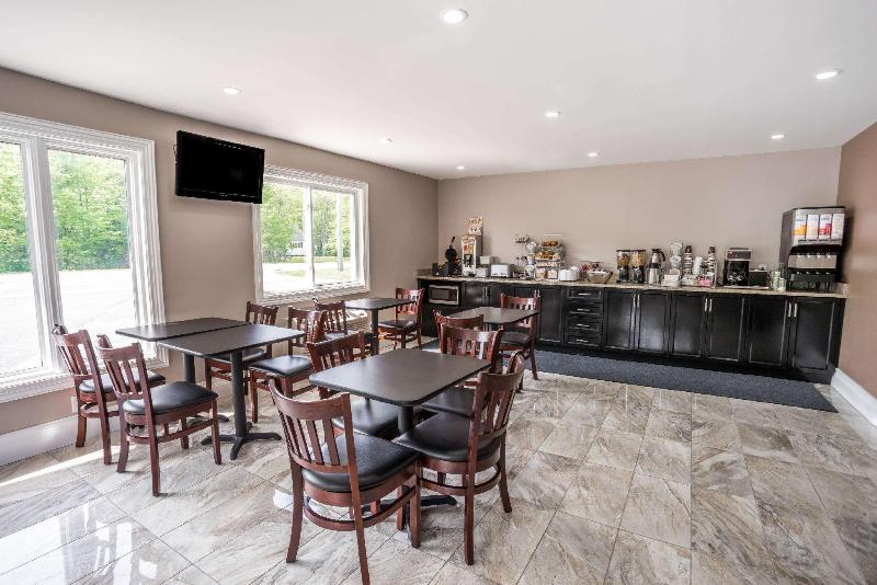 汽车旅馆 Super 8 By Wyndham Kingston