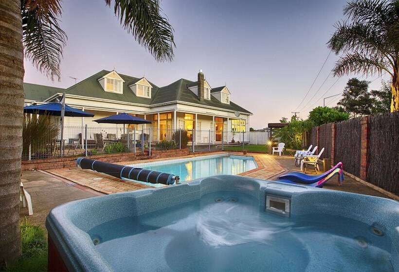 מוטל Warkworth Lodge