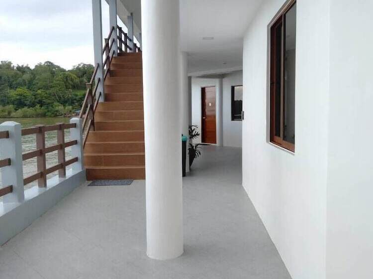 Nirvana Resort Puerto Galera