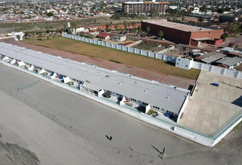 Quinta Pacifica Beachfront Villas