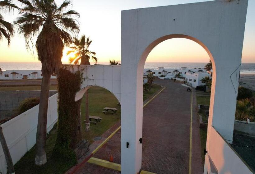 Quinta Pacifica Beachfront Villas