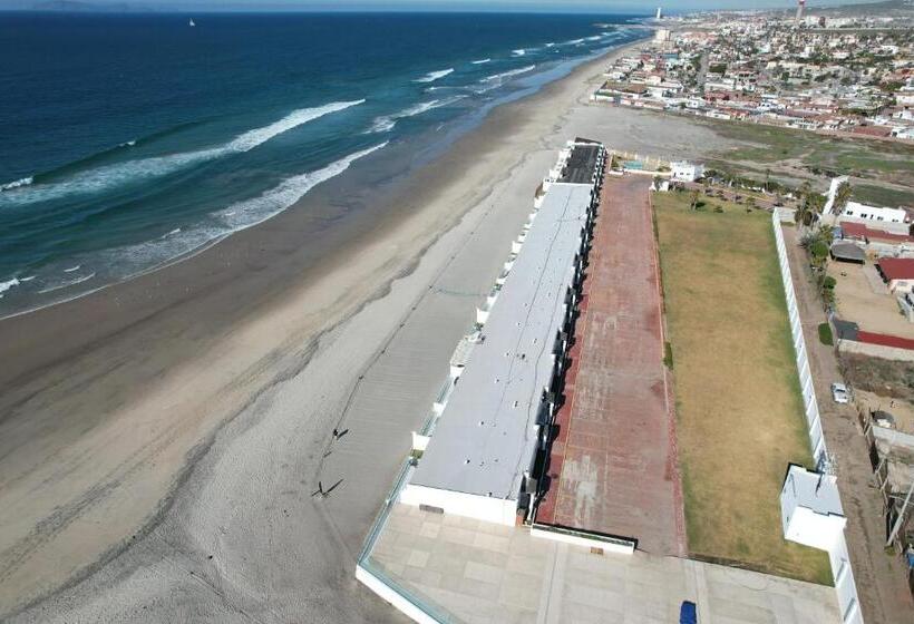 Quinta Pacifica Beachfront Villas