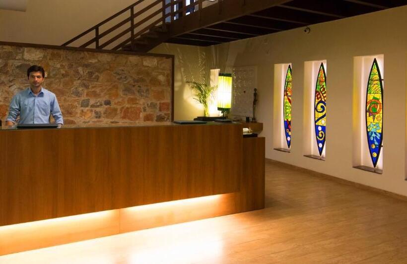 استراحتگاه Lemon Tree Hotel, Tarudhan Valley, Manesar