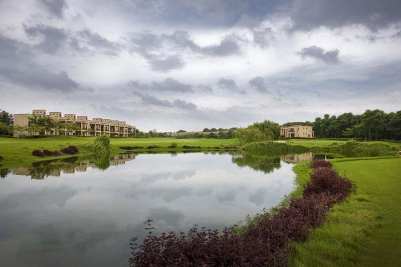 استراحتگاه Lemon Tree Hotel, Tarudhan Valley, Manesar