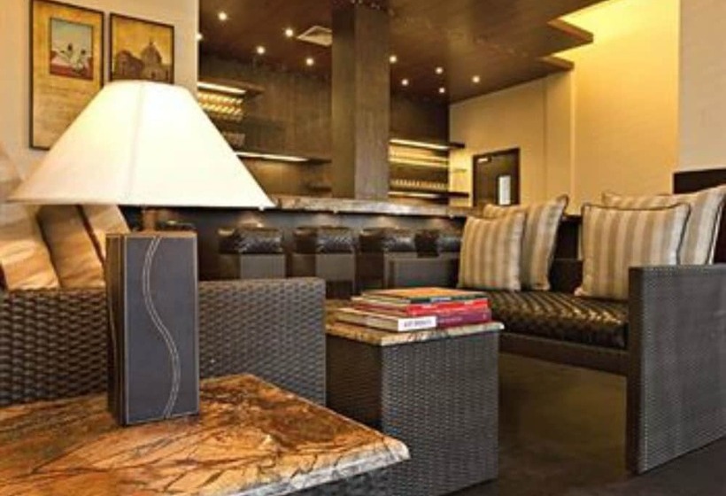 אתר נופש Lemon Tree Hotel, Tarudhan Valley, Manesar