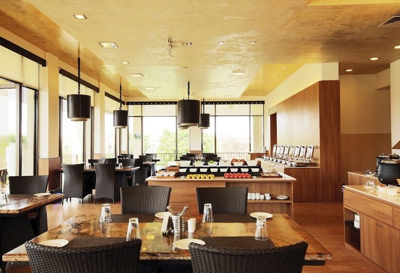 استراحتگاه Lemon Tree Hotel, Tarudhan Valley, Manesar