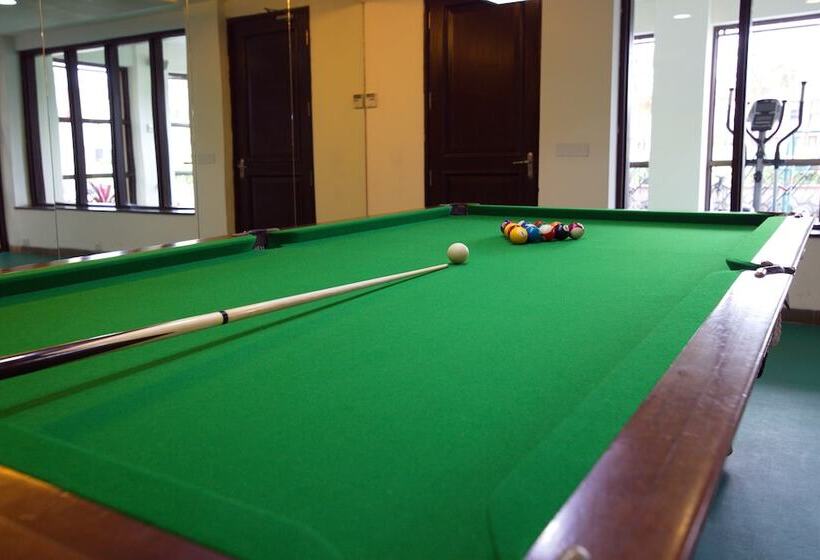 אתר נופש Lemon Tree Hotel, Tarudhan Valley, Manesar