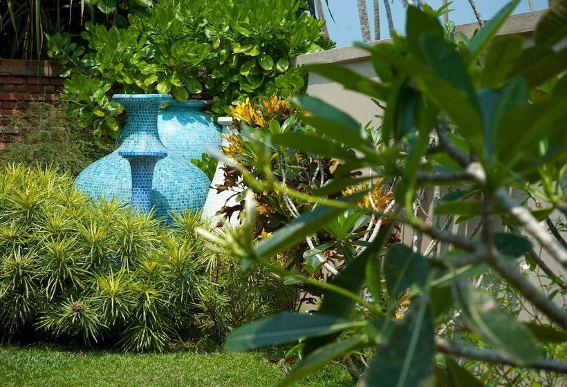 리조트 Reef Villa