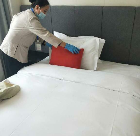 Shanghai Joyful Star Hotel Free Shuttle Bus To Pudong Airport And Disney