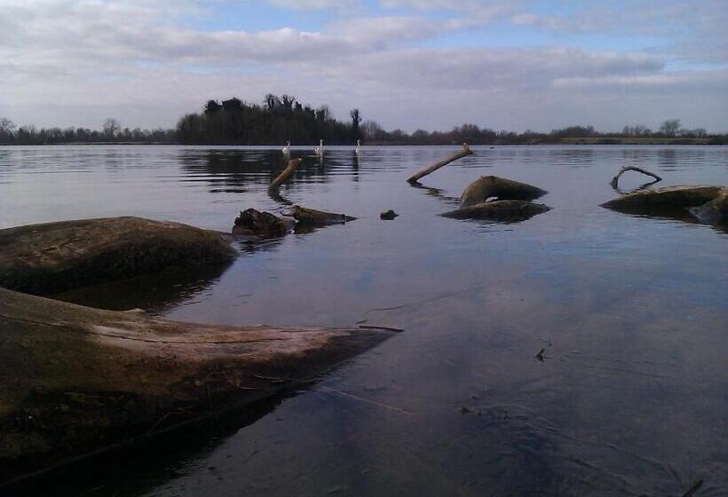 住宿加早餐  The Byre North End Farm