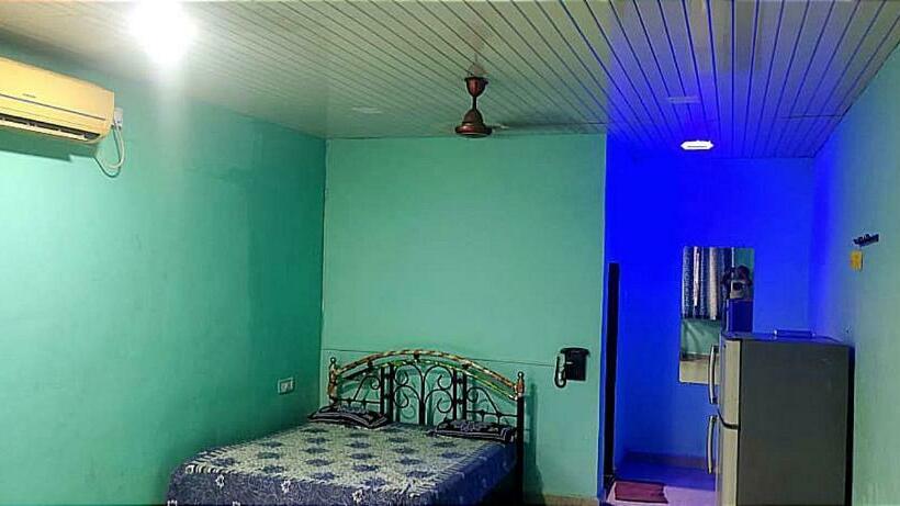 בית מלון כפרי Chandravel Farm House