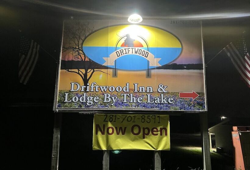 فندق Driftwood Inn And Lodge By The Lake