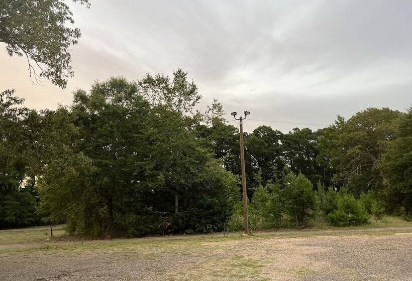 فندق Driftwood Inn And Lodge By The Lake