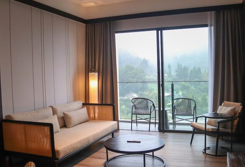 Grand Aston Puncak Hotel & Resort