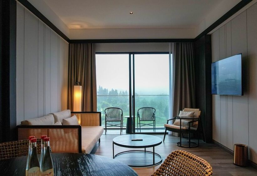 Grand Aston Puncak Hotel & Resort