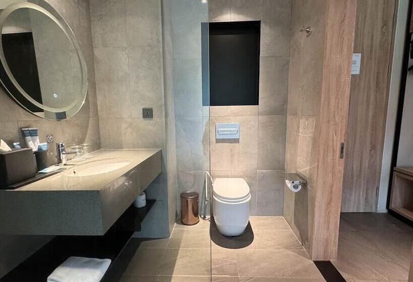 Grand Aston Puncak Hotel & Resort