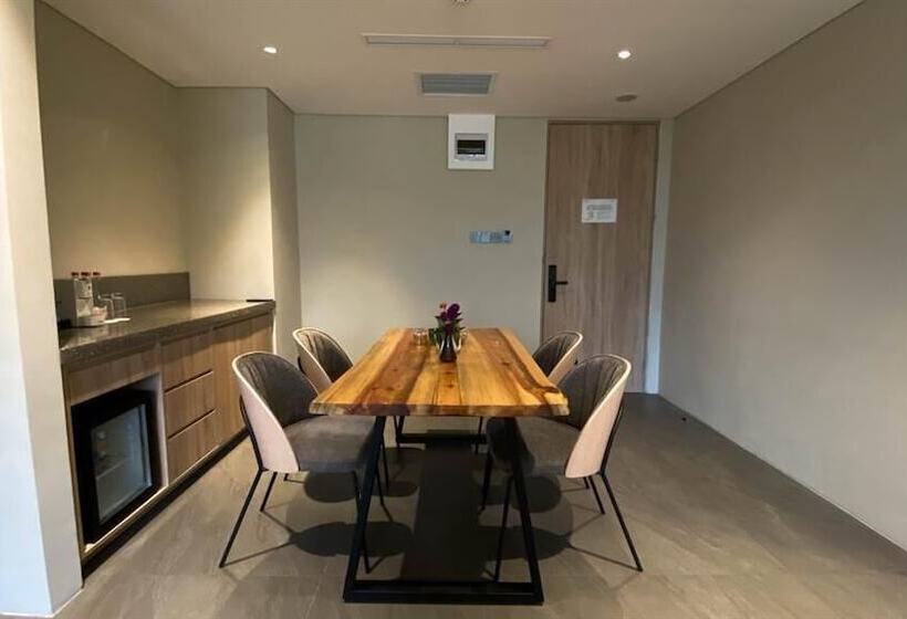 Grand Aston Puncak Hotel & Resort