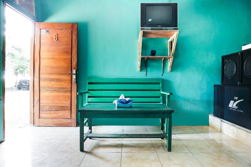 Отель Oyo 91016 Sandi Homestay