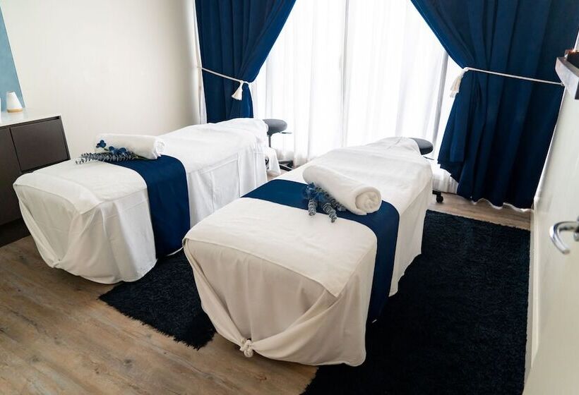 هتل Your Stay In Surfers